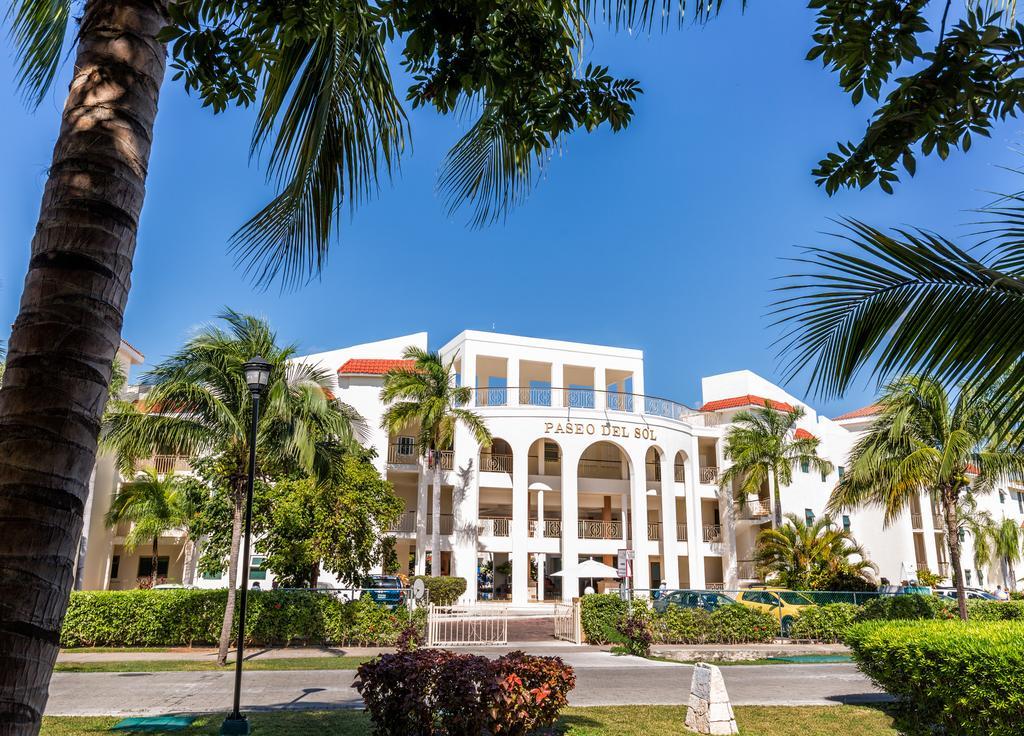 Paseo Luxury Suites Плая дел Кармен Стая снимка